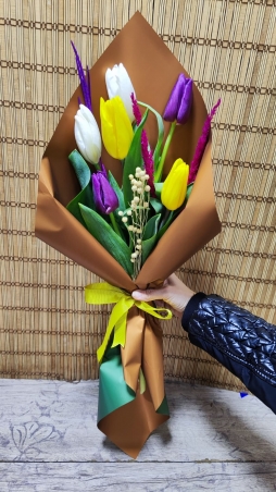 RENKLİ LALE BUKETİ